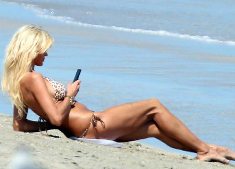 Toglietemi tutto ma non il mio smartphone: il cellulare va in vacanza Toglietemi tutto ma non il mio smartphone: il cellulare va in vacanza