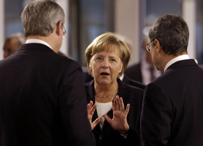 Europee, Draghi in aiuto di Renzi. La Bce mette la Merkel nell’angolo Europee, Draghi in aiuto di Renzi. La Bce mette la Merkel nell’angolo