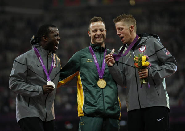 Pistorius si difende: “Volevo difendere Reeva”