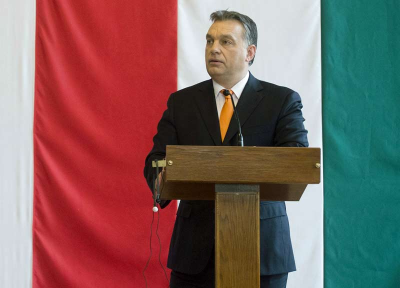 Elezioni in Ungheria, trionfa Orban. Neonazisti in crescita Elezioni in Ungheria, trionfa Orban. Neonazisti in crescita