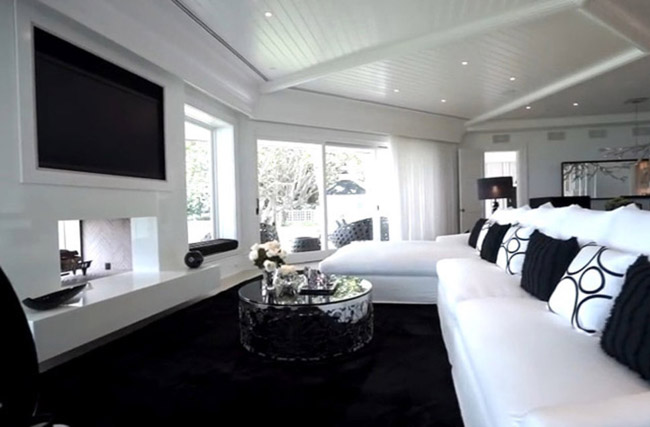 Nessuna offerta, Celin Dion abbassa il prezzo della sua casa da sogno. Foto Nessuna offerta, Celin Dion abbassa il prezzo della sua casa da sogno. Foto