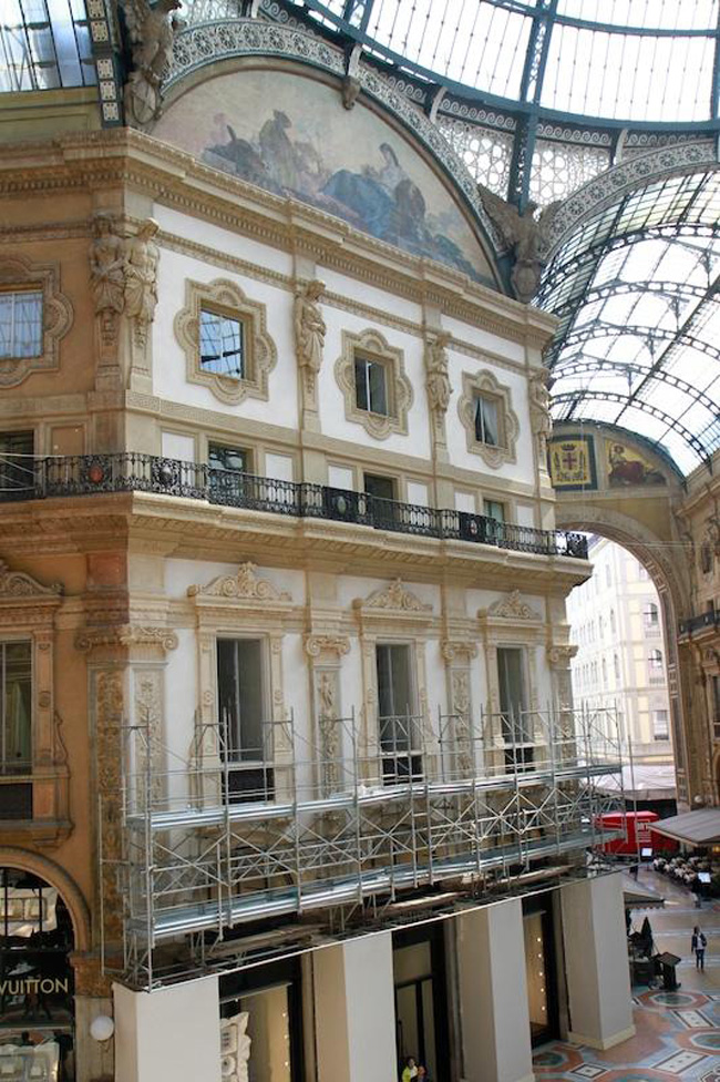 Galleria, scoperta la prima porzione di restauri. Foto