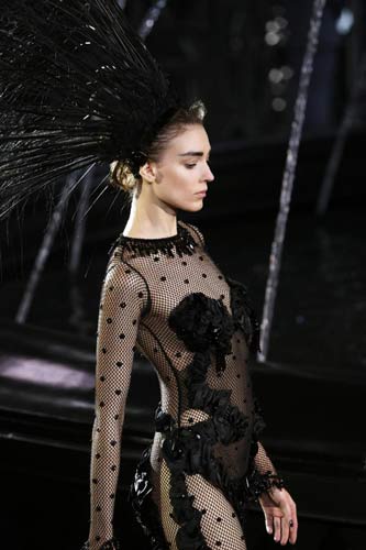 Lvmh, volano i ricavi. E il lusso corre in borsa