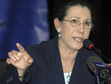 Algeria, la ‘Chavez’ del Maghreb sfida Bouteflika. “Ho mani pulite”