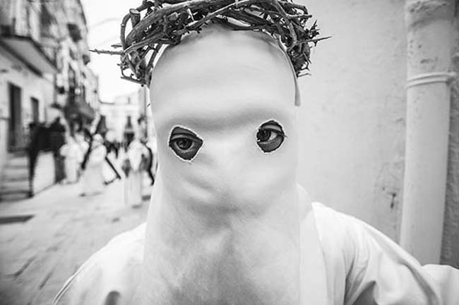 Il fascino della Settimana Santa in Puglia in una mostra fotografica