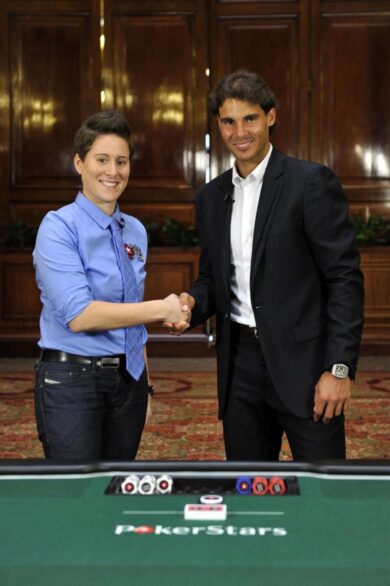 Nadal finisce ‘in mutande’ contro la Serena Williams del poker. O forse no…