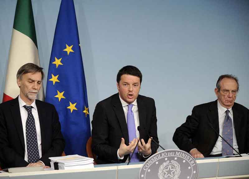 La violenza di Renzi contro i burocrati La violenza di Renzi contro i burocrati