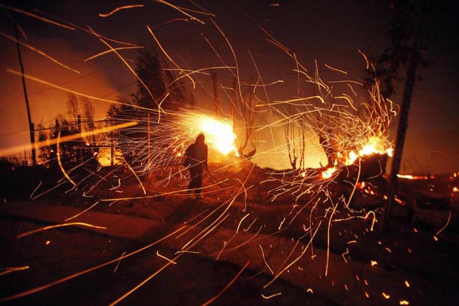 Cile, incendio a Valparaiso. Le immagini dell’apocalisse Cile, incendio a Valparaiso. Le immagini dell’apocalisse