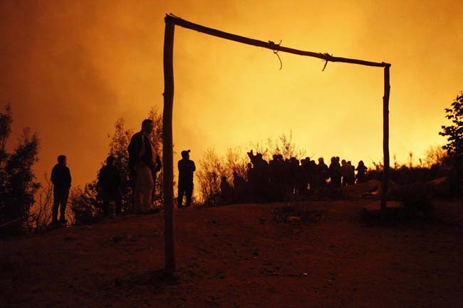 Cile, incendio a Valparaiso. Le immagini dell’apocalisse Cile, incendio a Valparaiso. Le immagini dell’apocalisse