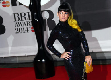 Le tre facce di Lily Allen nel suo nuovo video