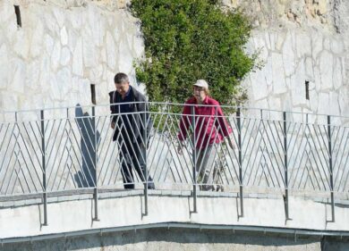 La Merkel a Pompei a sorpresa. Poi relax a Ischia