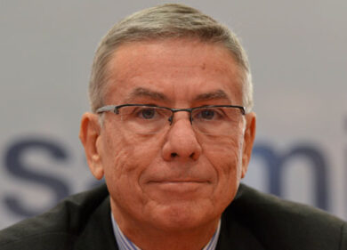 Vuoi lavorare? 38 tirocini in Cap Holding