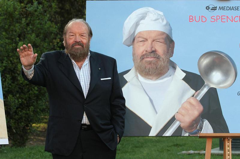 Bud Spencer ricoverato a Roma: si trattava di anemia Bud Spencer ricoverato a Roma: si trattava di anemia