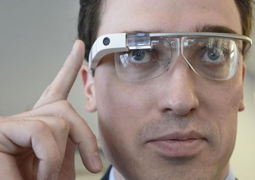 Google Glass in sala operatoria. E’ la prima volta in Italia Google Glass in sala operatoria. E’ la prima volta in Italia