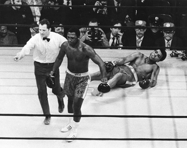 “La boxe è poesia”, versi e filosofia si sfidano sul ring. INTERVISTA “La boxe è poesia”, versi e filosofia si sfidano sul ring. INTERVISTA