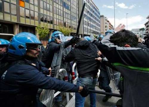 Casa, botte e feriti alla Montagnola. Pd e Sel: “Situazione fuori controllo” Casa, botte e feriti alla Montagnola. Pd e Sel: “Situazione fuori controllo”