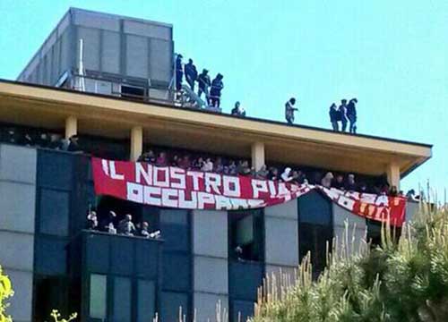 Casa, botte e feriti alla Montagnola. Pd e Sel: “Situazione fuori controllo” Casa, botte e feriti alla Montagnola. Pd e Sel: “Situazione fuori controllo”
