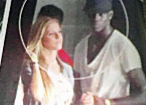 Tra Fanny e Balotelli spunta una bionda. Ed El Shaarawy… Tra Fanny e Balotelli spunta una bionda. Ed El Shaarawy…