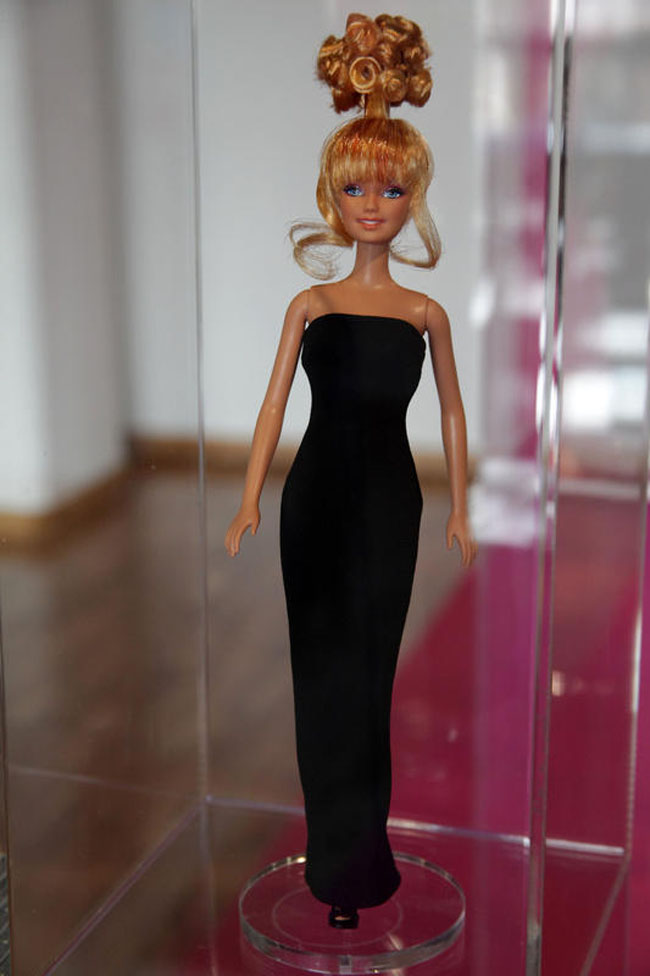 Da bambola a opera d’arte, a Milano una mostra per celebrare Barbie Da bambola a opera d’arte, a Milano una mostra per celebrare Barbie