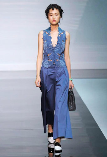 Anche Armani nella tagliola del Fisco: lo stilista versa 270 milioni Anche Armani nella tagliola del Fisco: lo stilista versa 270 milioni