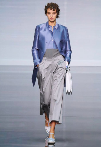 Anche Armani nella tagliola del Fisco: lo stilista versa 270 milioni Anche Armani nella tagliola del Fisco: lo stilista versa 270 milioni