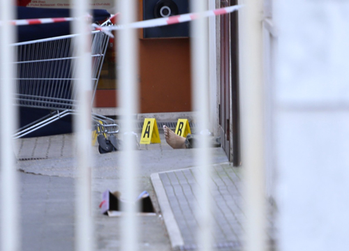 Tenta l’assalto al portavalori. La rapina finisce nel sangue Tenta l’assalto al portavalori. La rapina finisce nel sangue