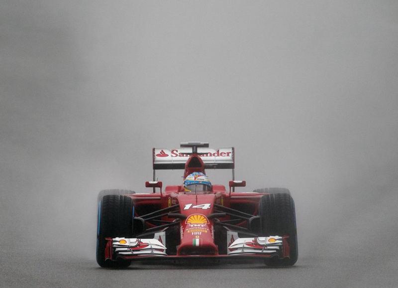 Alonso post-podio: “Ferrari migliora a piccoli passi”. Kimi: “Disastroso week end” Alonso post-podio: “Ferrari migliora a piccoli passi”. Kimi: “Disastroso week end”