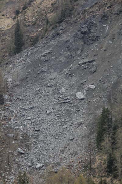Courmayeur, terrore per la grande frana. Chiuso il traforo. Foto Courmayeur, terrore per la grande frana. Chiuso il traforo. Foto