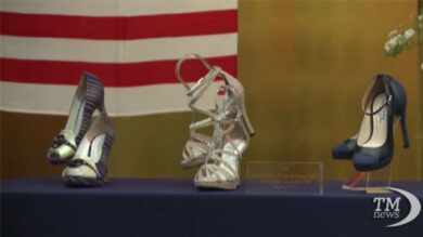 VIDEO: lo stilista Jimmy Choo crea una linea di scarpe di Fukushima