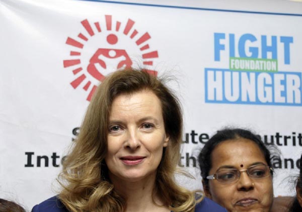 Ritorno di fiamma Hollande-Trierweiler. E la Gayet torna alla sua vita da single