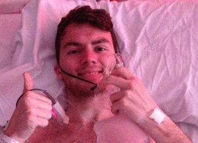 A 19 anni ha un cancro al colon. Raccoglie un milione per la ricerca