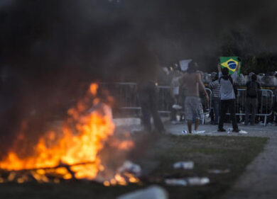 Brasile choc/ Zuffa a fine partita, water dagli spalti uccide un tifoso