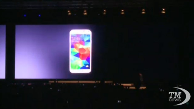Guerra di Brevetti, Samsung deve pagare 119 milioni di dlr a Apple Guerra di Brevetti, Samsung deve pagare 119 milioni di dlr a Apple