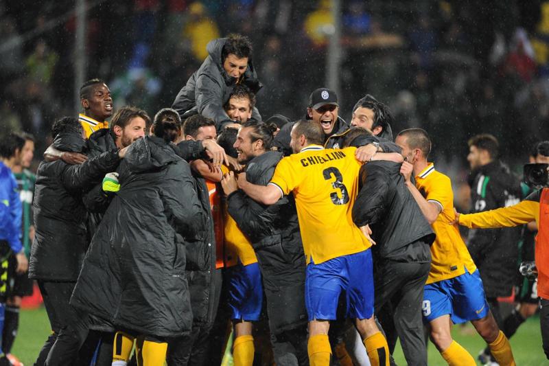 Juve, 3° scudetto consecutivo. Chiellini: “Ora superiamo 100 punti” Juve, 3° scudetto consecutivo. Chiellini: “Ora superiamo 100 punti”