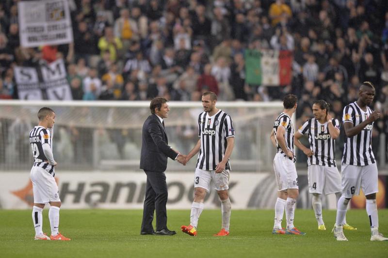 Juve, 3° scudetto consecutivo. Chiellini: “Ora superiamo 100 punti” Juve, 3° scudetto consecutivo. Chiellini: “Ora superiamo 100 punti”
