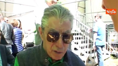 VIDEO: Bossi: non abbiamo lavoro per noi, non possiamo darlo agli immigrati