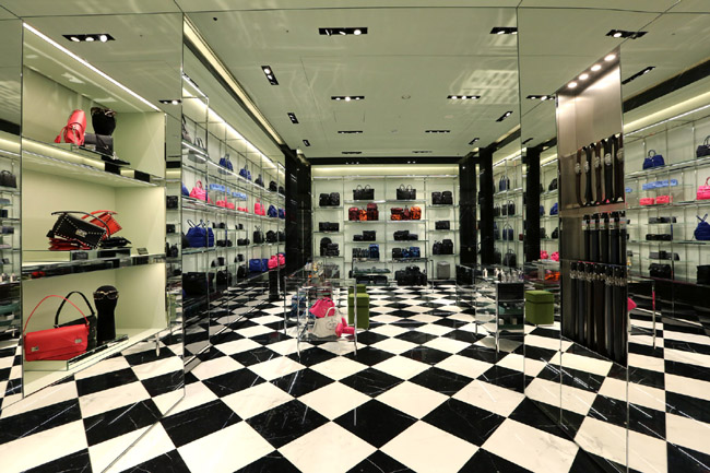 Prada conquista Taiwan: primo negozio a Tainan Prada conquista Taiwan: primo negozio a Tainan