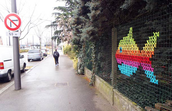 Murales a “punto croce”. La nuova frontiera della street art Murales a “punto croce”. La nuova frontiera della street art