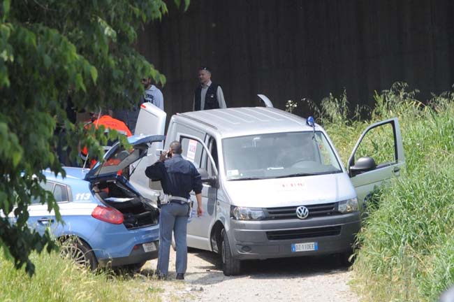 Donne crocifisse, l’incubo del mostro. Guarda le foto dell’omicidio Donne crocifisse, l’incubo del mostro. Guarda le foto dell’omicidio