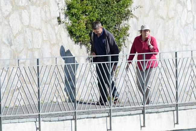La Merkel non è più “culona”. A dieta, ha già perso 10 chili. VIDEO