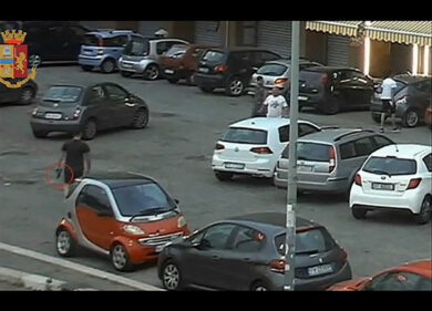 Clandestino e senza casa. Pusher vive da nababbo