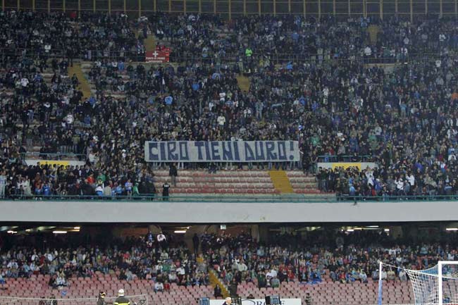 Lo zio di Ciro attacca: “Soccorsi lenti. Genny ‘a Carogna? L’ho ringraziato” Lo zio di Ciro attacca: “Soccorsi lenti. Genny ‘a Carogna? L’ho ringraziato”