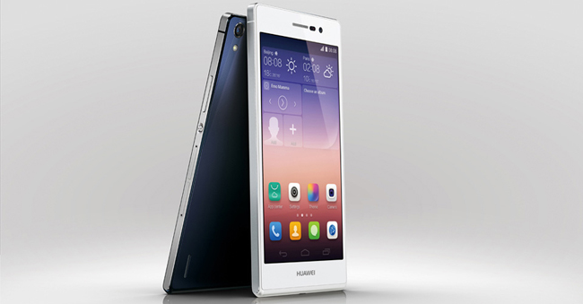 Low cost e perfetto per i selfie: Huawei sfodera il P7 Low cost e perfetto per i selfie: Huawei sfodera il P7