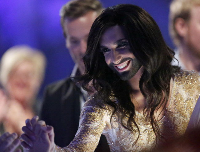 All’Eurovision la drag queen con la barba All’Eurovision la drag queen con la barba