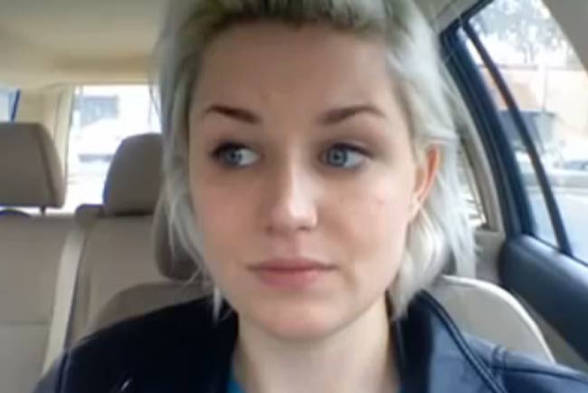 Ragazza si filma durante l’aborto. Il video choc Ragazza si filma durante l’aborto. Il video choc