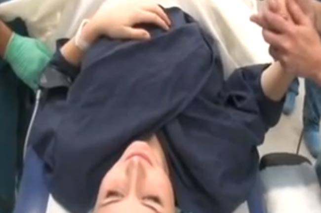 Ragazza si filma durante l’aborto. Il video choc Ragazza si filma durante l’aborto. Il video choc