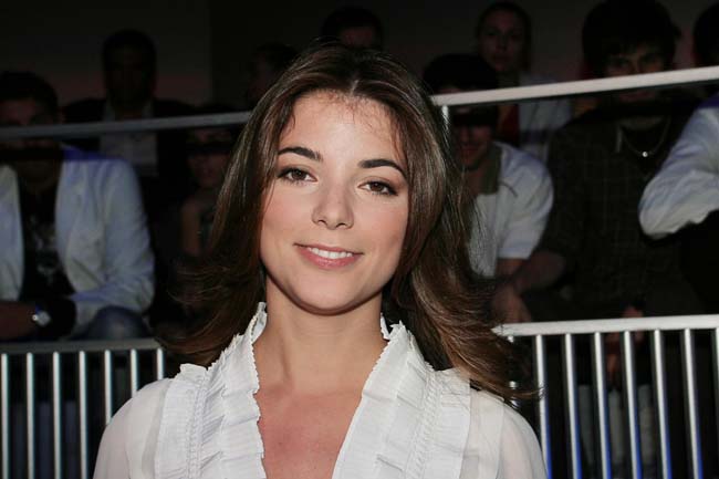 Esordio boom della Innocenzi: 10% e con Renzi batte Santoro