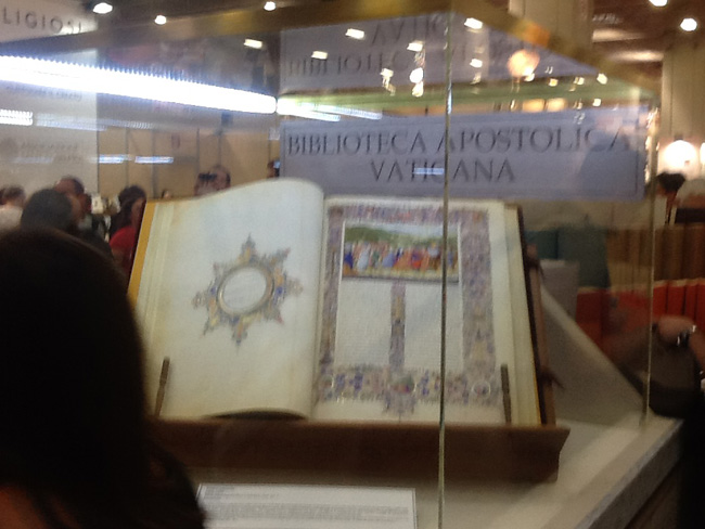 Grande folla al Salone di Torino – Le immagini Grande folla al Salone di Torino – Le immagini