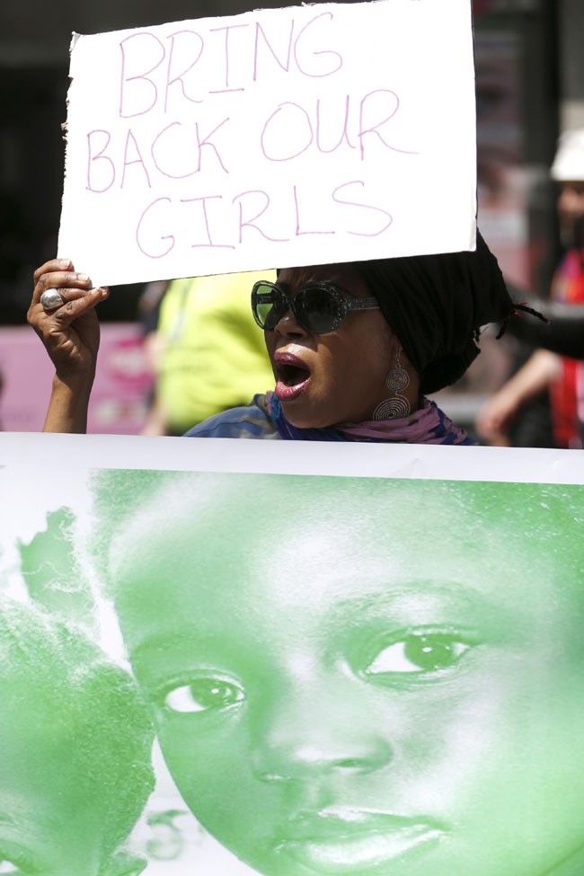 Giovani nigeriane “convertite all’Islam”. Boko Haram: “Scambio di prigionieri” Giovani nigeriane “convertite all’Islam”. Boko Haram: “Scambio di prigionieri”