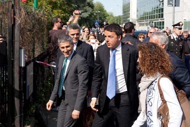 Expo, Renzi contestato a Milano. “Lo Stato è più forte dei ladri” Expo, Renzi contestato a Milano. “Lo Stato è più forte dei ladri”